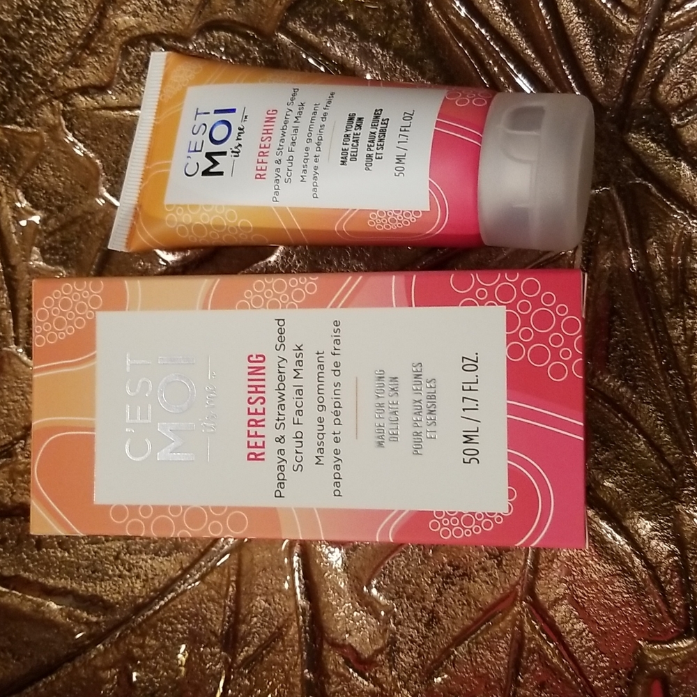 Facial scrub  NIB